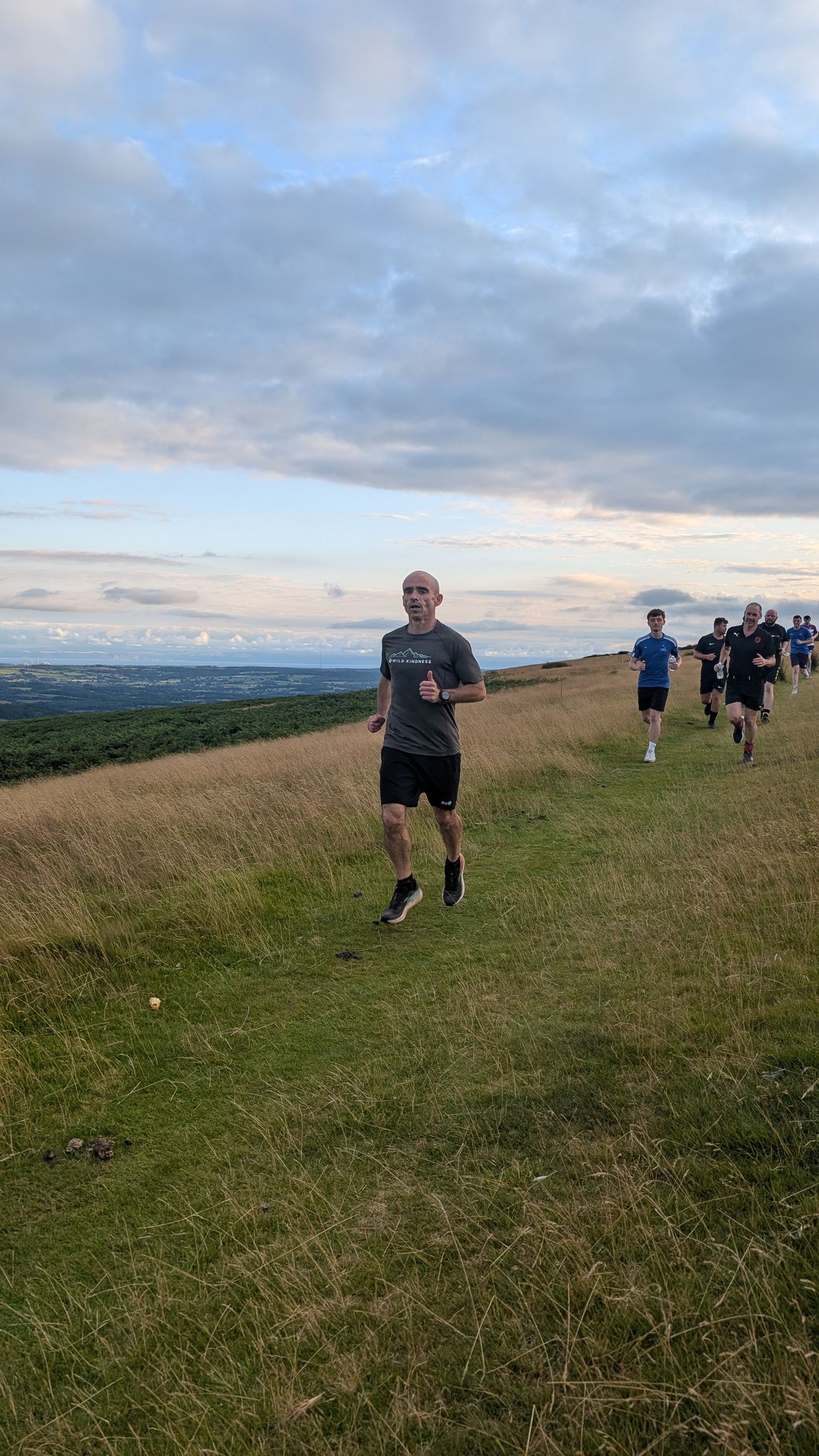 carl leading a wild rise trail run