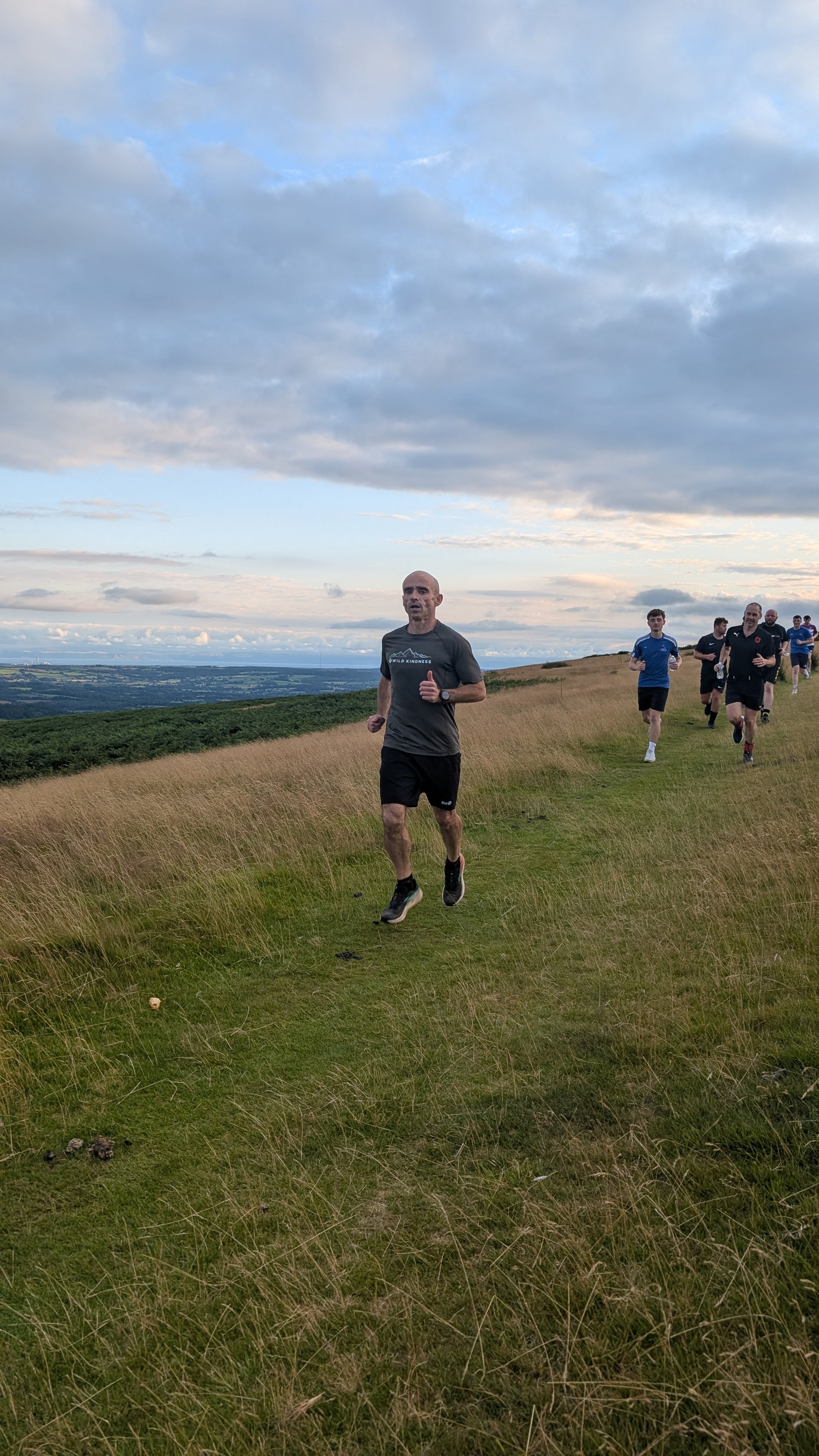 carl leading a wild rise trail run