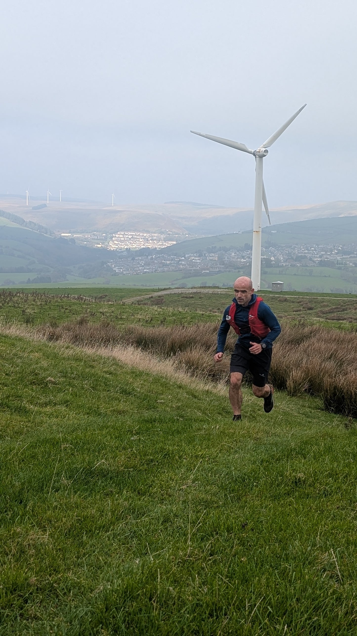 carl trail running near Smaelog woods Llantrisant