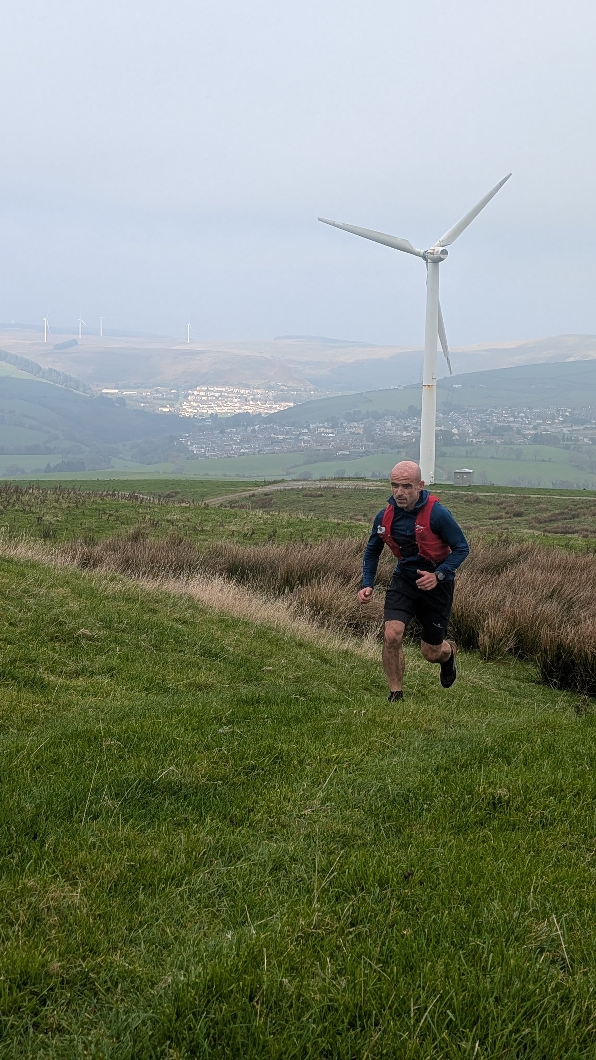 carl trail running near Smaelog woods Llantrisant